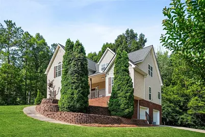 176 Oak Leaf Drive, Carrollton, GA 30116 - Photo 3