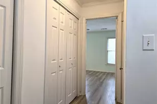 7500 Roswell Rd, Sandy Springs, GA 30350 - Photo 13