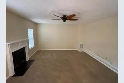 4202 Fortune Point, Atlanta, GA 30349 - Photo 3