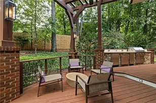 220 Powers Cove NW, Atlanta, GA 30327 - Photo 23