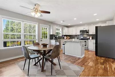 2506 Betty Sue Drive, Buford, GA 30519 - Photo 9