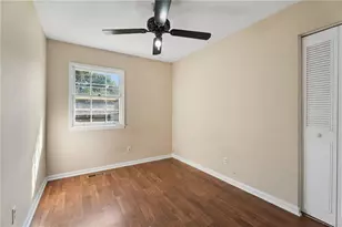 10555 Thrasher Rd, Jonesboro, GA 30238 - Photo 15