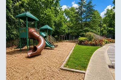 6700 Roswell Road #11D, Atlanta, GA 30328 - Photo 19