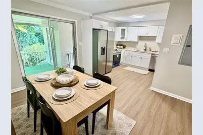 6700 Roswell Road #11D, Atlanta, GA 30328 - Photo 3