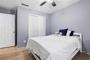 562 Black Creek Dr, Lawrenceville, GA 30044 - Photo 19