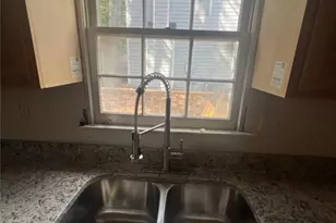 27 Kelso At Peyton Dr SW, Atlanta, GA 30311 - Photo 7