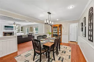 1075 Wesley Park Dr SW, Marietta, GA 30064 - Photo 11