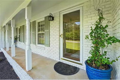 1075 Wesley Park Drive SW, Marietta, GA 30064 - Photo 3