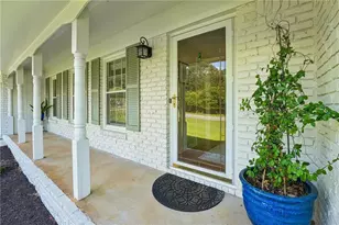1075 Wesley Park Dr SW, Marietta, GA 30064 - Photo 3