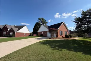 3385 Stoneleigh Run Dr, Buford, GA 30519 - Photo 29
