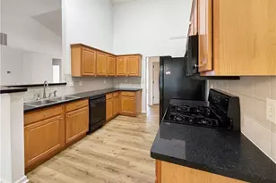3385 Stoneleigh Run Dr, Buford, GA 30519 - Photo 7