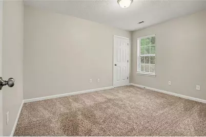 110 McIntosh Estates Drive, Sharpsburg, GA 30277 - Photo 9