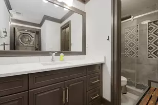 24212 Plantation Dr NE, Atlanta, GA 30324 - Photo 11