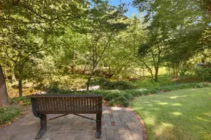 24212 Plantation Dr NE, Atlanta, GA 30324 - Photo 35