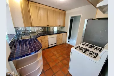 1153 Ogilvie Drive NE, Atlanta, GA 30324 - Photo 5