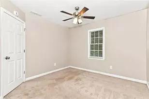 318 Magnolia Dr, Douglasville, GA 30134 - Photo 11