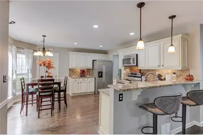 2552 Crofton Court, Suwanee, GA 30024 - Photo 9