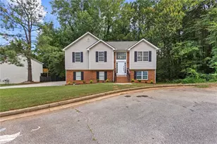 2511 Kris Crossing, Ellenwood, GA 30294 - Photo 3