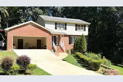 574 Hickory Hills Court, Stone Mountain, GA 30083 - Photo 3