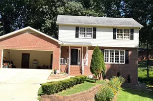 574 Hickory Hills Ct, Stone Mountain, GA 30083 - Photo 1