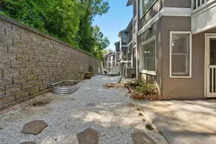 46 St Claire Ln NE, Atlanta, GA 30324 - Photo 19