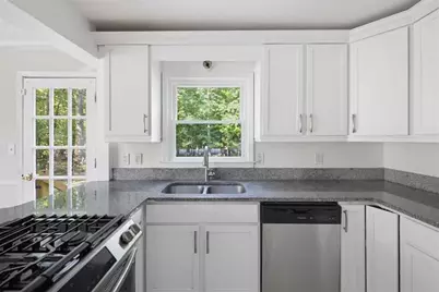210 Groveland Drive, Peachtree City, GA 30269 - Photo 13