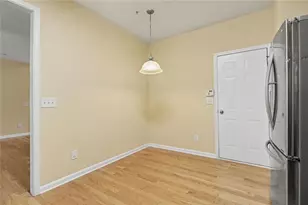 1490 Bellsmith Dr, Roswell, GA 30076 - Photo 13