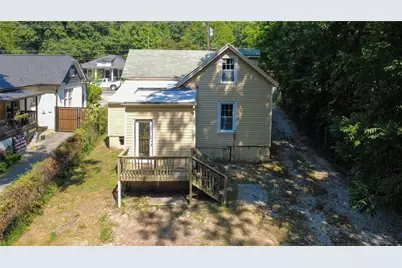 2069 Bolton Road NW, Atlanta, GA 30318 - Photo 9