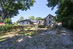 2069 Bolton Rd NW, Atlanta, GA 30318 - Photo 17