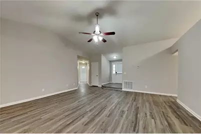 5990 Bayside Drive NW, Acworth, GA 30101 - Photo 3