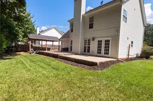 709 Sunny Field Ln, Lawrenceville, GA 30043 - Photo 5