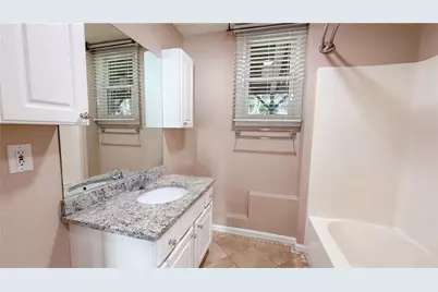 142 Clubhouse Drive NW, Kennesaw, GA 30144 - Photo 15