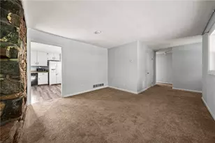 109 Lakeview Cir, Cumming, GA 30040 - Photo 9