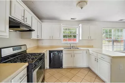 4255 Old House Drive, Conley, GA 30288 - Photo 11