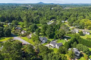 1015 Malibu Dr, Marietta, GA 30066 - Photo 25