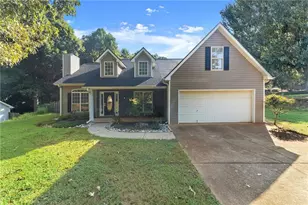 61 Hawthorne Dr, Jefferson, GA 30549 - Photo 1