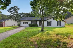 150 Woodcrest Way, Jonesboro, GA 30236 - Photo 1