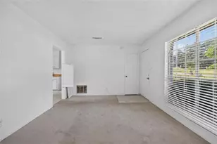150 Woodcrest Way, Jonesboro, GA 30236 - Photo 3