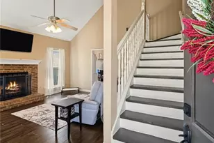 10845 Willow Meadow Cir, Alpharetta, GA 30022 - Photo 3