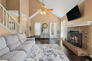 10845 Willow Meadow Cir, Alpharetta, GA 30022 - Photo 5