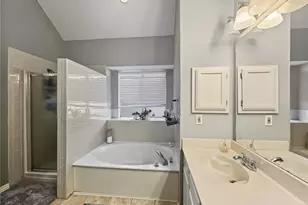 10845 Willow Meadow Cir, Alpharetta, GA 30022 - Photo 19