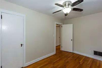 2743 Kimmeridge Drive, East Point, GA 30344 - Photo 29