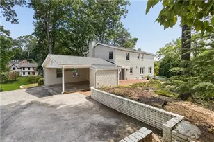 800 Glenairy Dr, Sandy Springs, GA 30328 - Photo 29