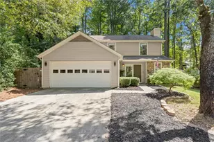 905 Laurel Mill Dr, Roswell, GA 30076 - Photo 1