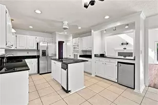 715 Lake Top Way, Roswell, GA 30076 - Photo 7