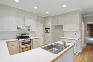 1090 Applecross Dr, Roswell, GA 30075 - Photo 31