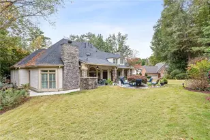 125 Claridge Dr, Atlanta, GA 30342 - Photo 31