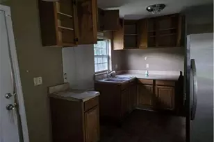 64 Henry St, Camilla, GA 31730 - Photo 7