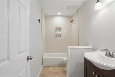 11 Scotland Place NW, Atlanta, GA 30318 - Photo 19