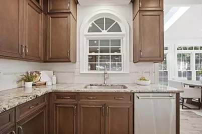 952 Hawkhorn Court, Alpharetta, GA 30005 - Photo 7